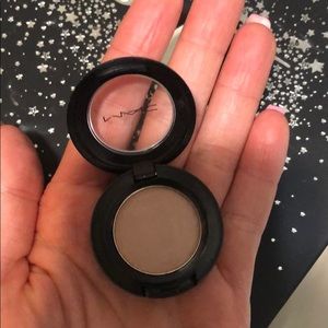 MAC eyeshadow